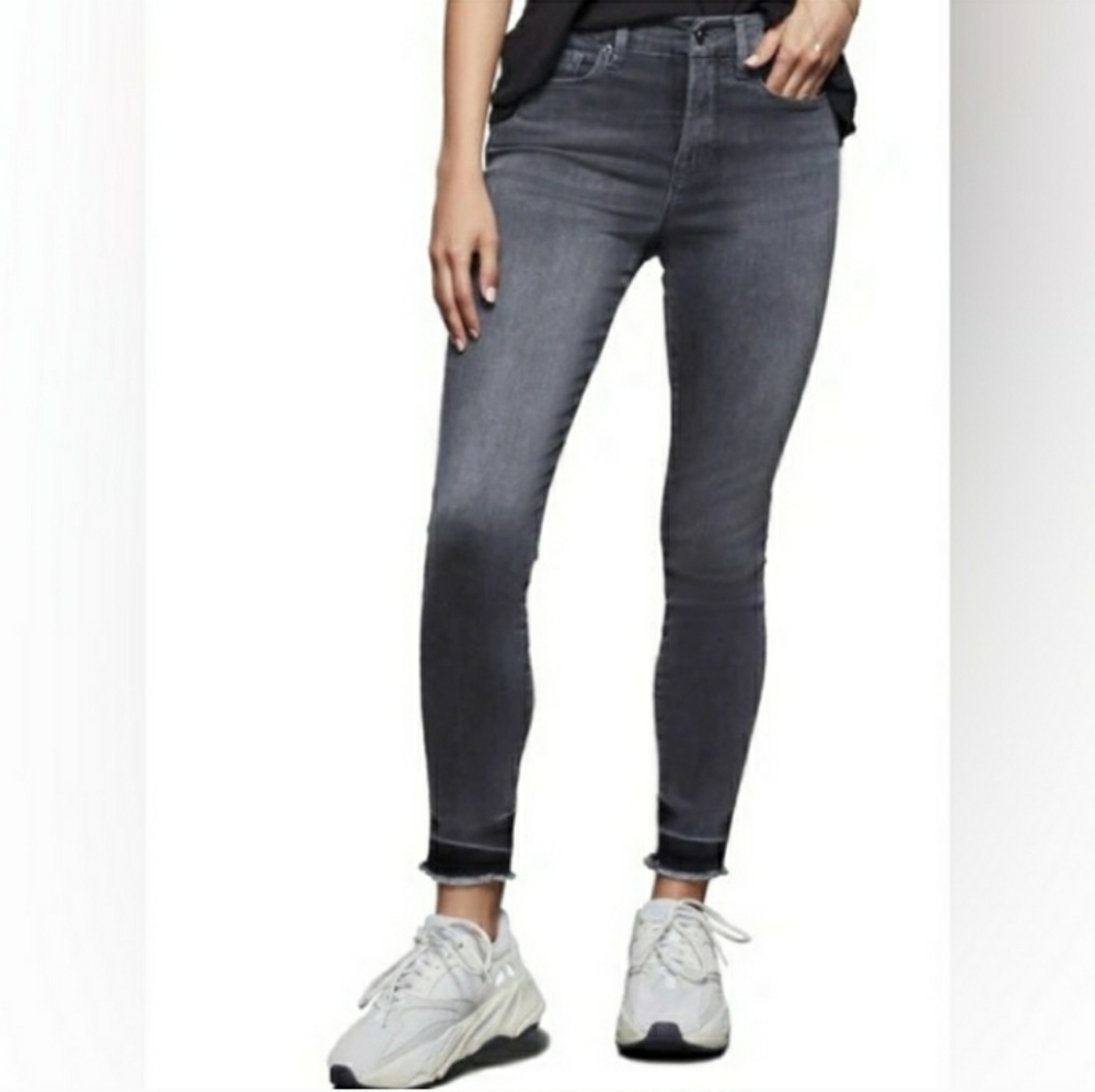 GOOD AMERICAN Good Waist Raw Hem Jeans